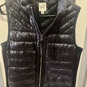 GAP Black Quilted Vest